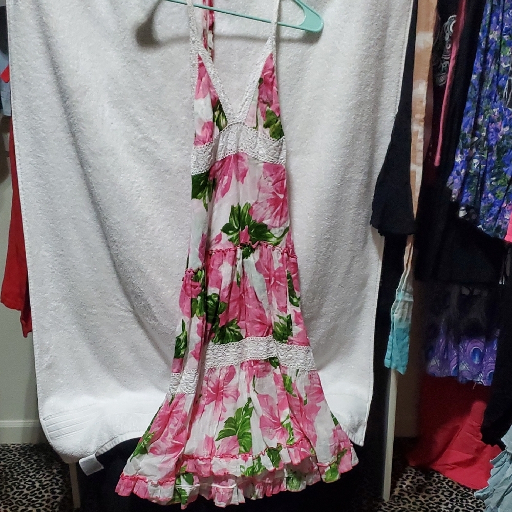 VENUS Pink Floral Midi Dress